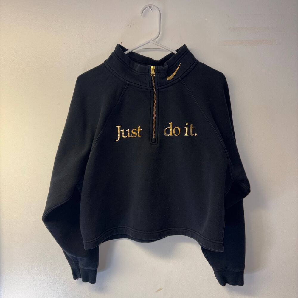 Nike Sweater
